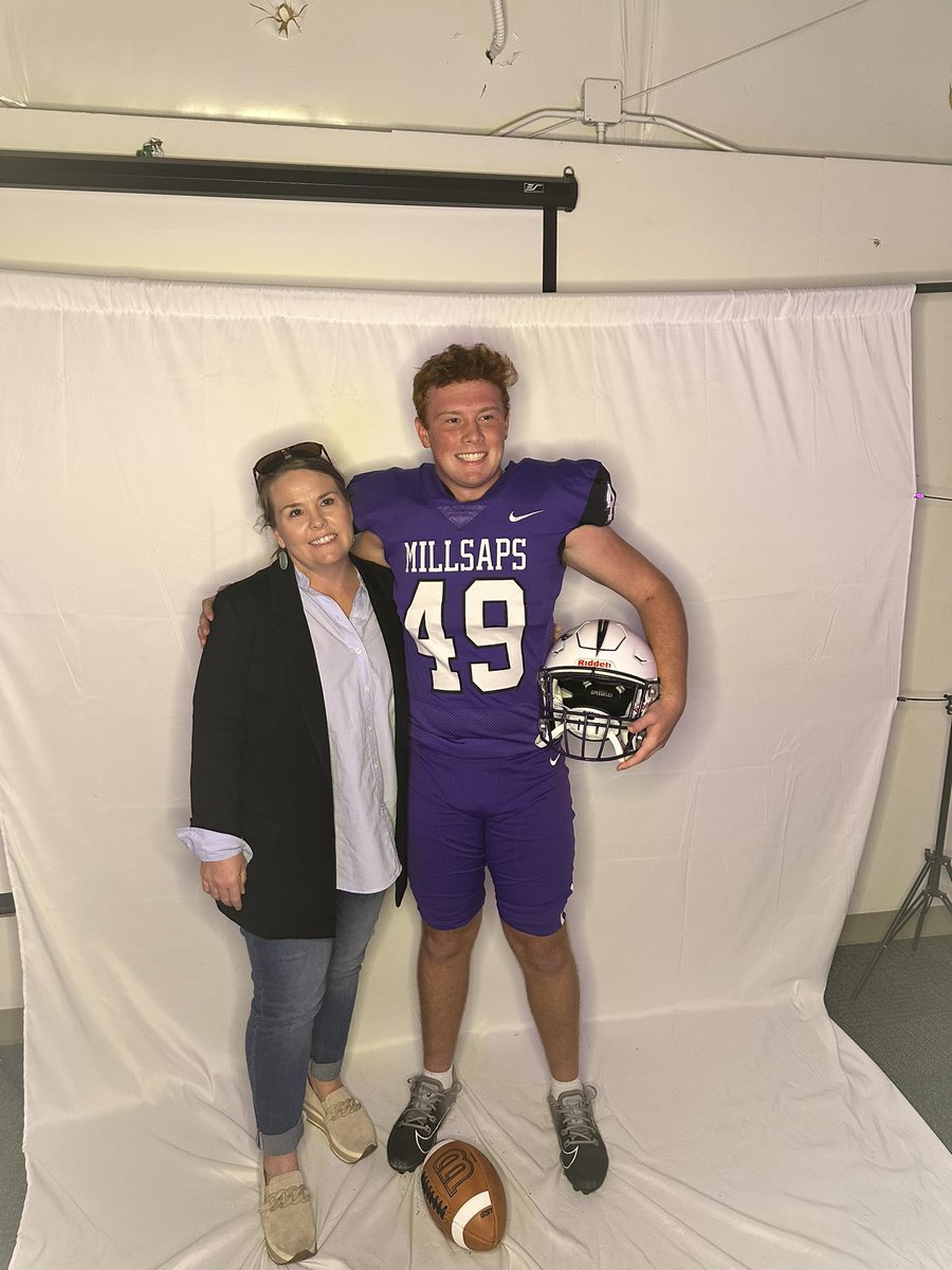john_best49's tweet photo. Had a great OV last weekend at Millsaps College!! Thanks to all the coaches who made me feel at home!
@CoachBapDL @MajorsFootball 
@CoachDNew_ @CoachKCotton @Coach_Lech https://t.co/1pHogP1eQQ