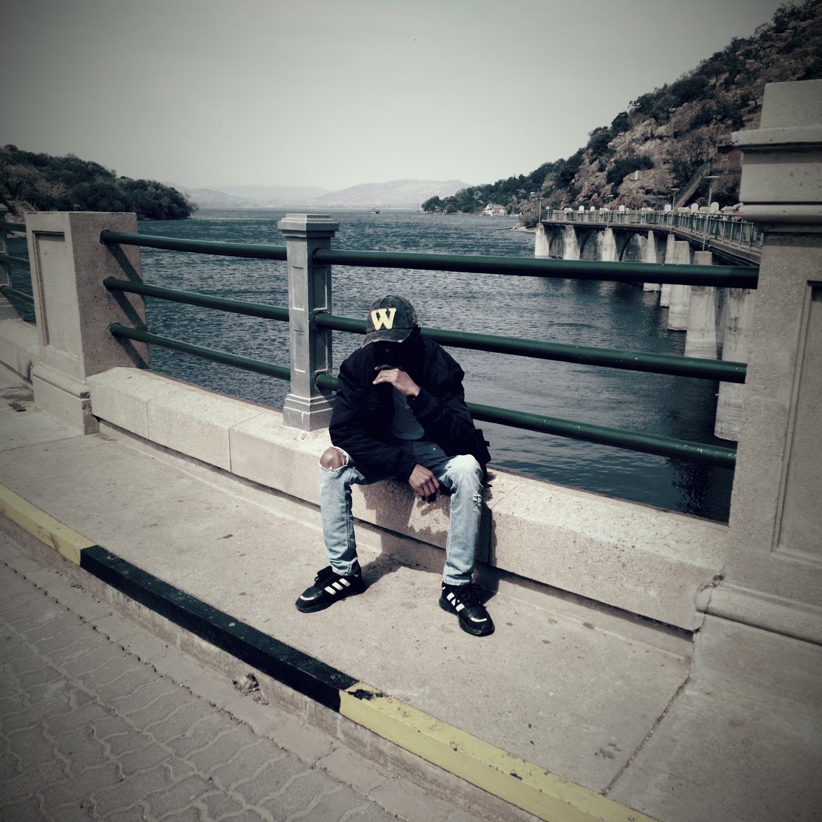 NinetyfourDse's tweet photo. #NewProfilePic https://t.co/QOCxcFqNLf