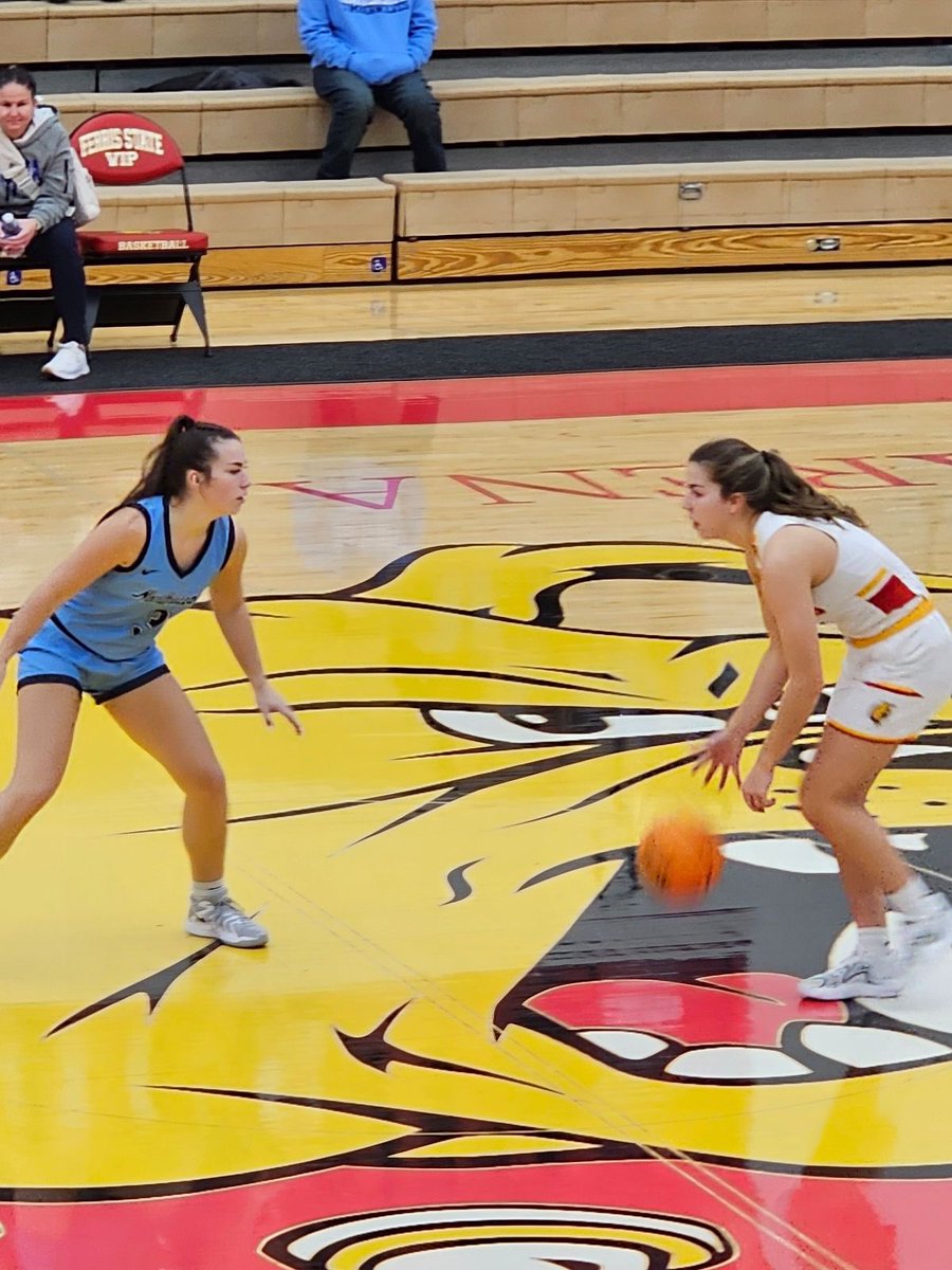 PrepGirlsHoopsDanyle tweet media