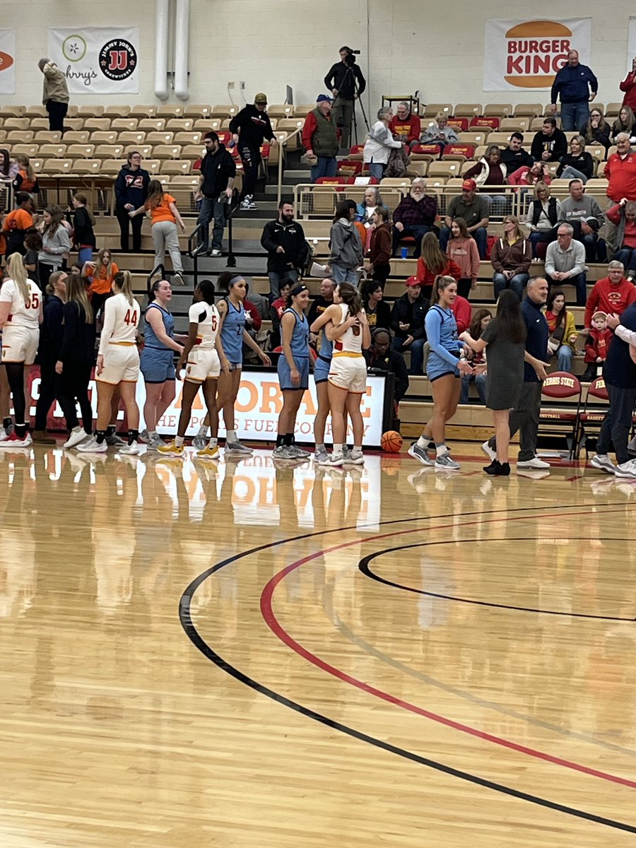 PrepGirlsHoopsDanyle tweet media