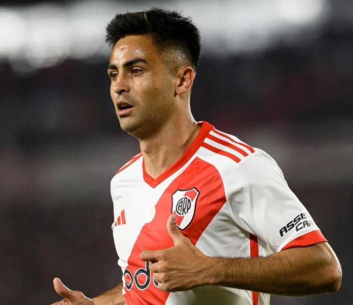 El PITY MARTINEZ es el único que entiende en que club esta parado