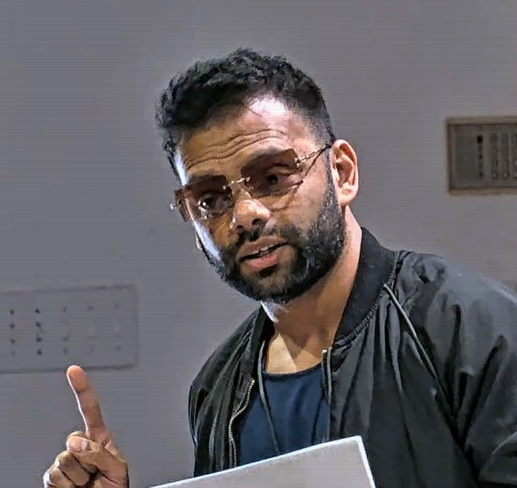 jakerobison1's tweet image. Famous house vs FishTank

#fishtanklive #fishtankdotlive #BB26