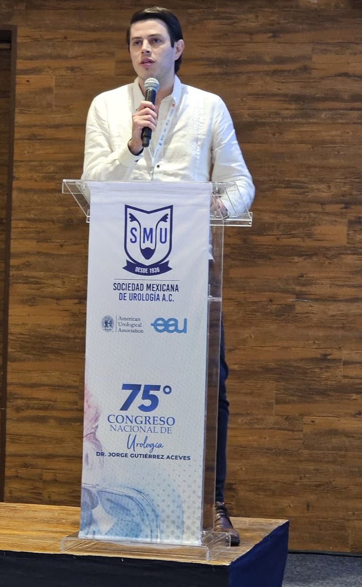 MarcoAscencio94's tweet photo. El uso de PET/CT PSMA y SPECT/CT PSMA, frente a las tablas de Partin, permite reducir las linfadenectomías pélvicas negativas en cáncer de próstata. 

Presentación de trabajo libre en #SMU24 

@smumexico @Residentes_SMU @UrologiaGea 

#UrologíaEnMovimiento https://t.co/ENrTK5Tbhw