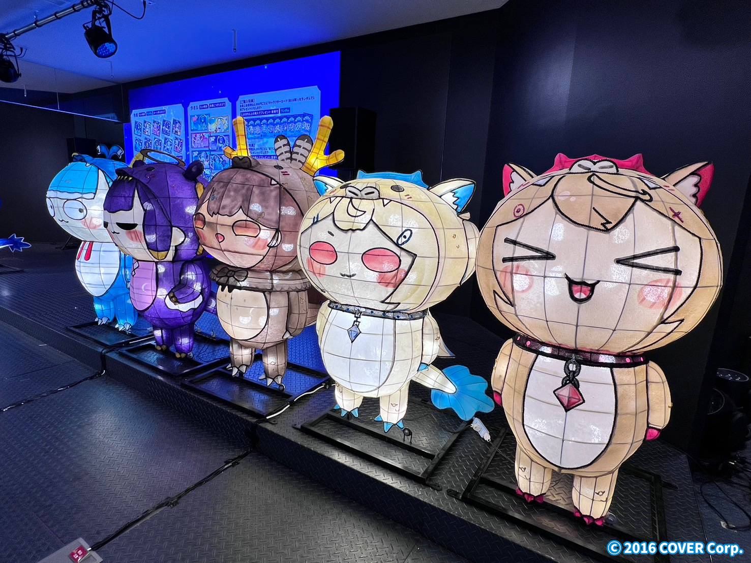 FUWAMOCO 活動1周年記念 – hololive production official shop