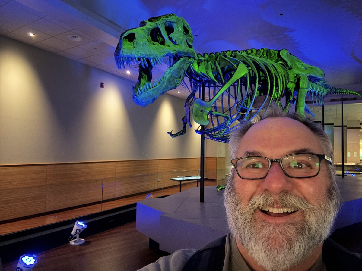 TehCecil tweet media