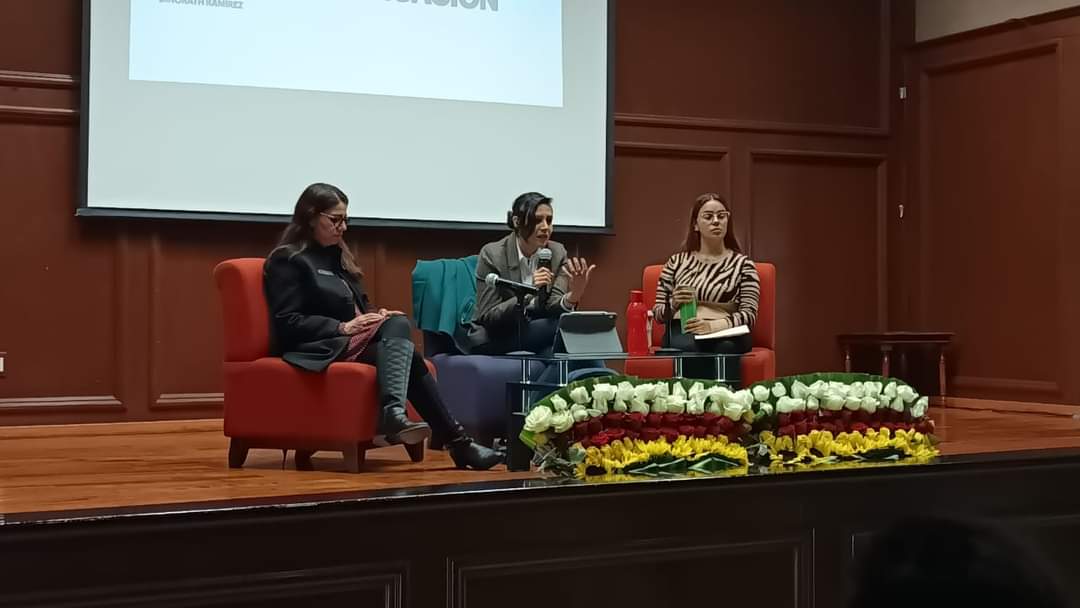 Hoy tuvimos la visita de Dinorath Ramírez, Directora del CCC (Centro de Capacitación Cinematográfica),  orgullosamente egresada de nuestra licenciatura en Comunicación, quien nos compartió una excelente plática.