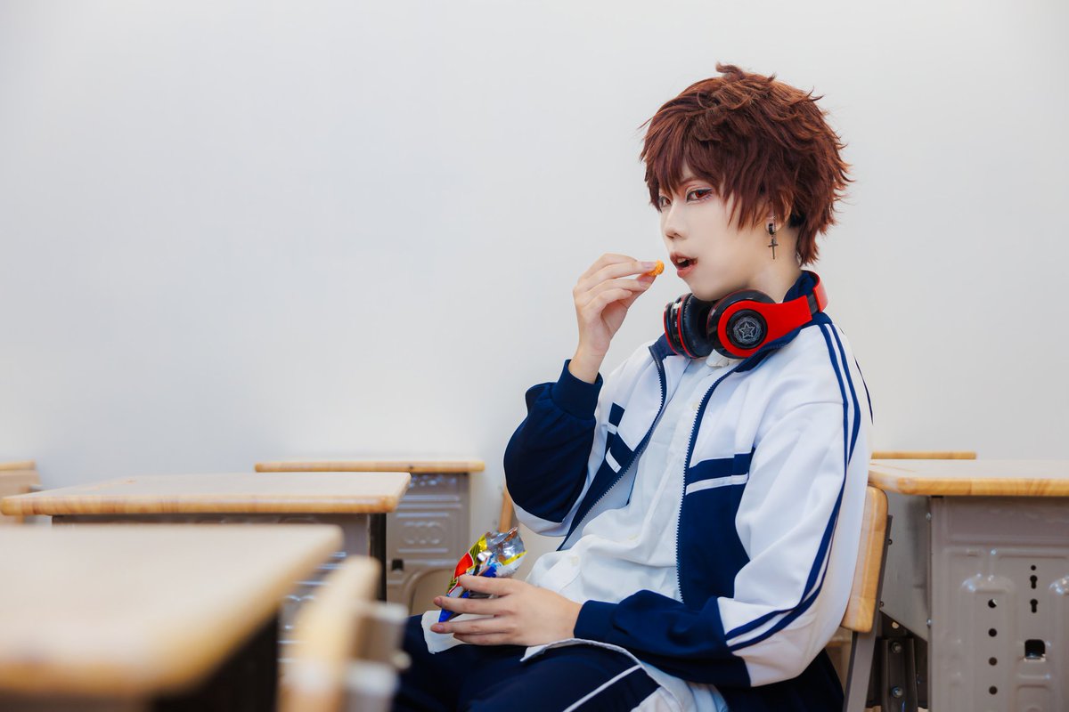 mofeite10's tweet photo. #驚封 #我在惊悚游戏里封神 #牧四誠 #Cosplay https://t.co/UXtblXf0G9