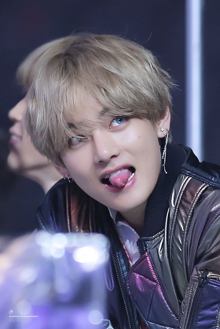 ᵉᵇ⋆ tweet media