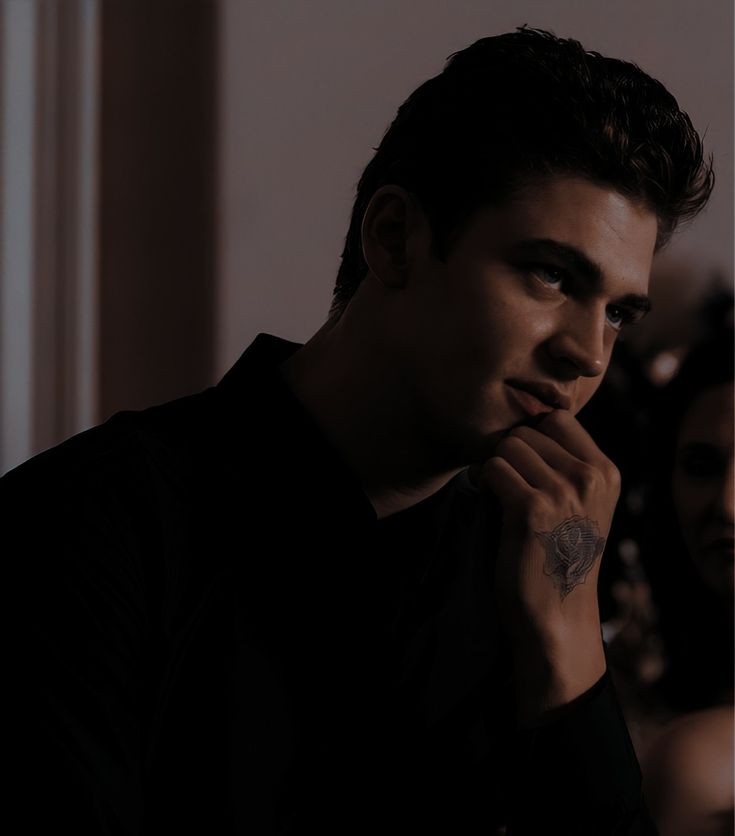 Sven Willard. tweet media