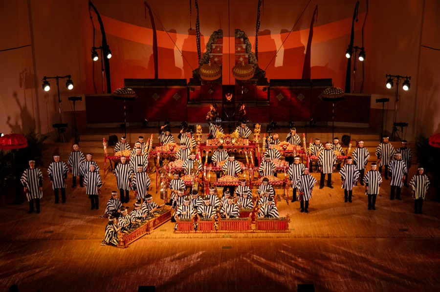 yamashirogumi's tweet image. 【感謝】改めまして芸能山城組創流五十周年記念公演「幻響」其之壱〈黎明〉、満員御礼！ありがとうございました！公式インスタグラムにて、公演写真をアップしていきます。ぜひフォロー下さい。instagram.com/yamashirogumi_……