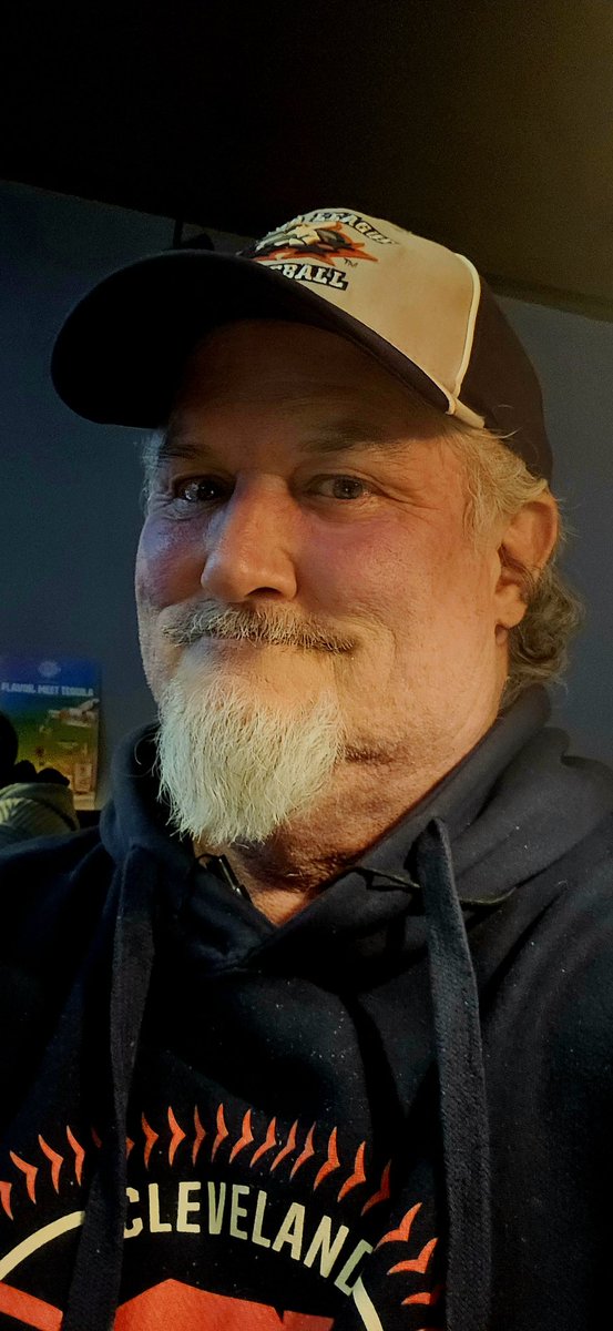 Life is good ...🙂
I hope you're all having a good night, friends 🤲🏻