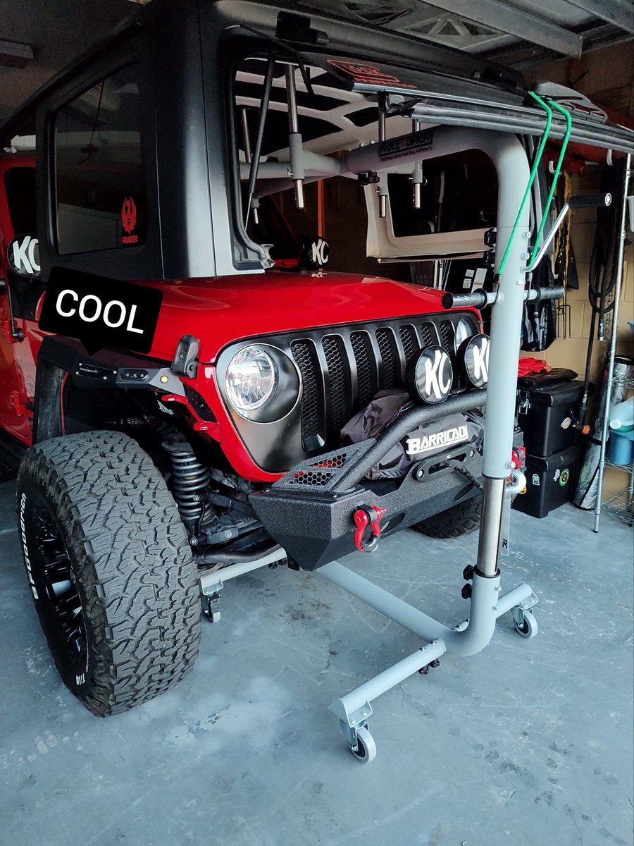 RedWolf_19's tweet image. How do you #topsoff? #redwolfride #jeep @jeep #jeeplife #4x4 #offroad #jeeptime #jeepout #jeepontruckin #lifted #jeepinaround #jeepers #jeeple #jeepstylin #jeepwylin #jeepit #jeepshot #jeepthang #jeepster #customcars #jeepin #peepajeep #jeepinitreal