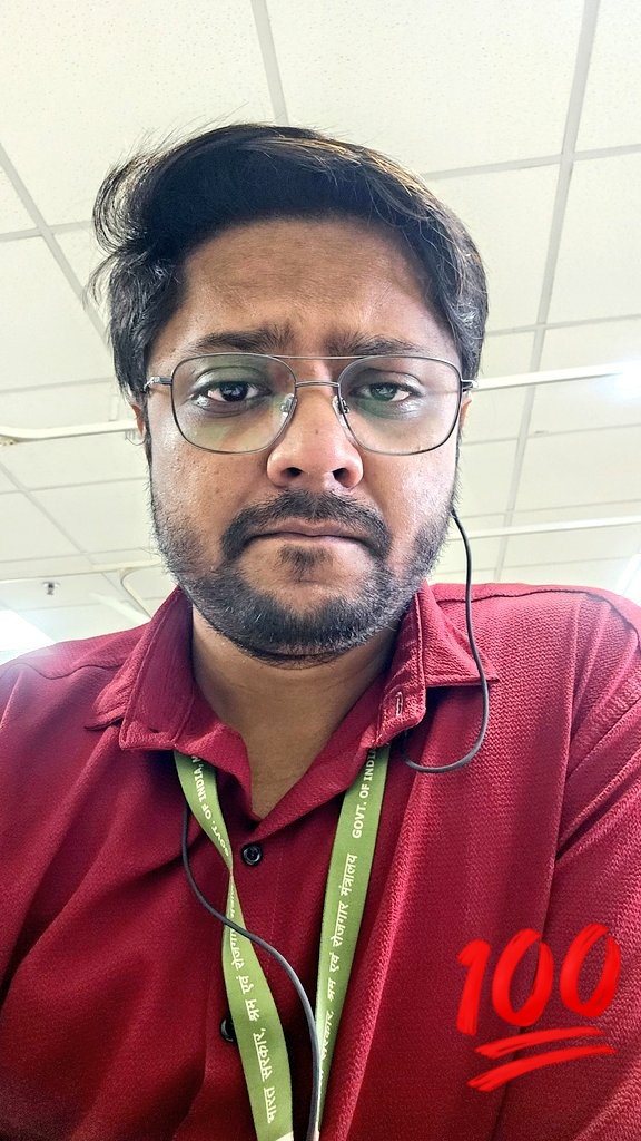 helmgg's tweet image. "Why did the government employee start live streaming on Twitch in the evenings? To get some 'night'-time compensation! KEKW 🌙💻 #StrugglingStreamer"