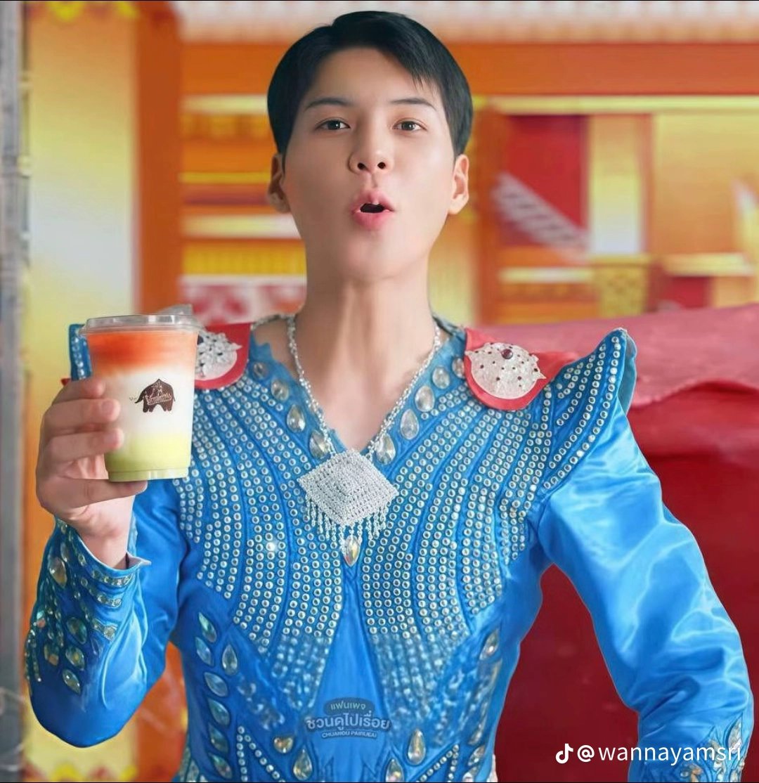 polapola98's tweet photo. พี่จองคงชมไม่หยุดโอ้ววว์หล่อมาก เเต่เค้าหล่อจริงๆ พันธุ์ไทยทำถึง #พันธุ์ไทย #พันธุ์ไทยอะไรก็เป็นไปได้ #คัลแลนพี่จอง #คัลแลน https://t.co/i8PfxVxxx0