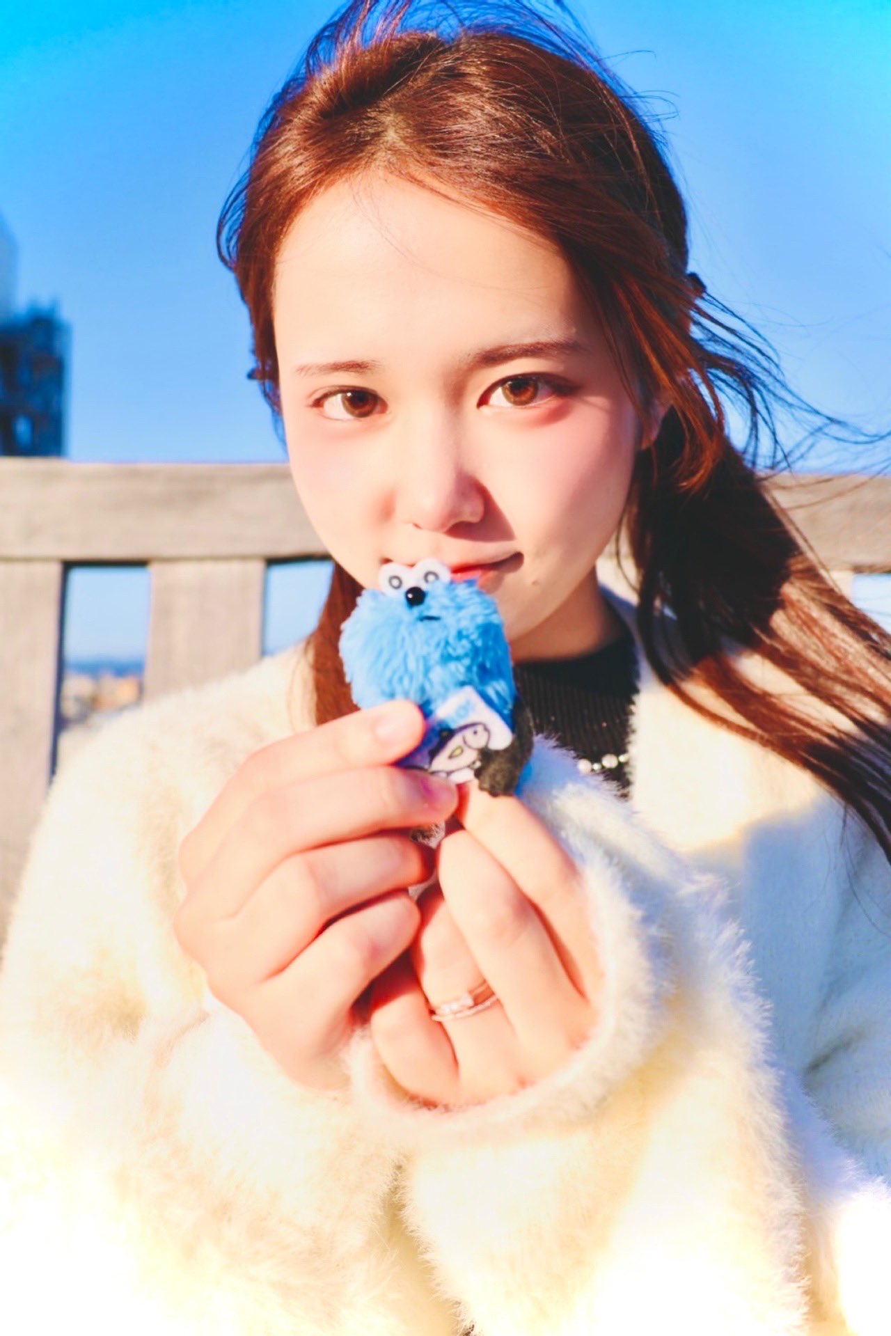 おでこ気になるよねー、分かる、笑
おでこのせいであげるかまよった
浜松って風が強いんよね
学校の屋上なんだけど本当に風やばかった