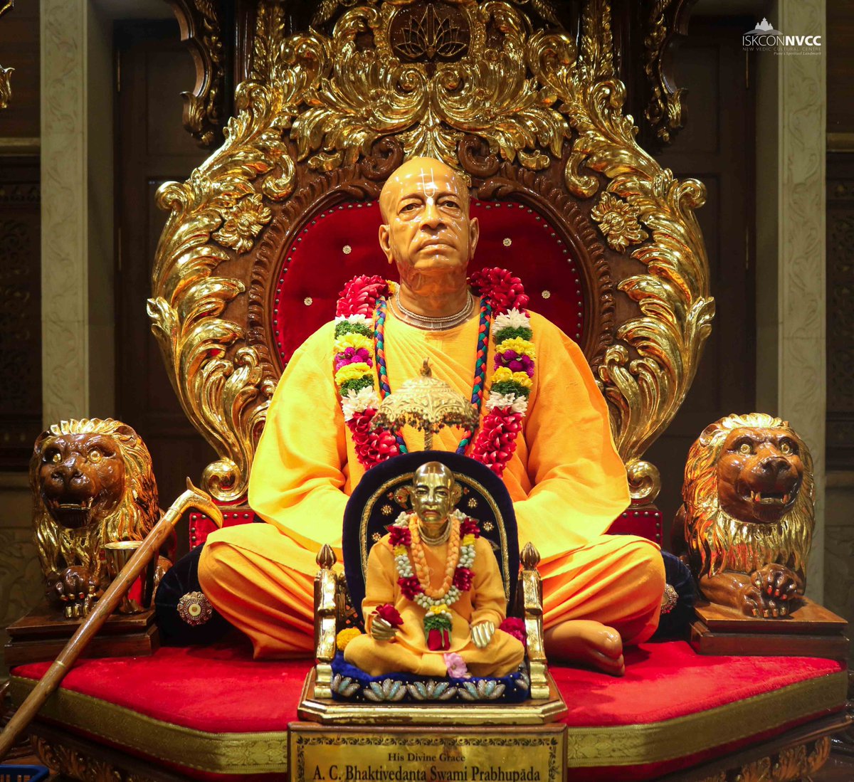 ISKCONPune's tweet photo. 🙏🏽Today's Darshan 📿 🗓22-11-2024🙏
🌷Sri Sri Jagannath Baldev Subhadra🌷
🚩@ISKCONNVCCPune🚩
.
.
#ISKCONNVCC #ISKCONPune #ISKCONNVCCPune #ISKCON #22ndnovember #22ndnovember2024 #Friday #Harinaamsankirtan #Radheshyamdas #Radheradhe #Sankirtan #Kirtan #Vrindavan #Mayapur https://t.co/KB6aInkWf1