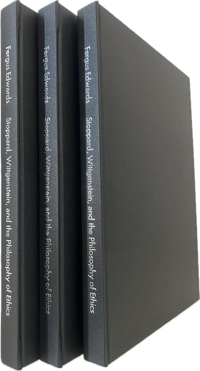 drfergusedwards's tweet image. It's unexpectedly emotional to hold a physical copy of your (🥳passed without corrections🥳) PhD thesis...
... I might not have had the degree conferred yet, but it's almost time to celebrate these beautiful objects with my HDR colleagues @UTAS_ passed(😜) and present 🍻