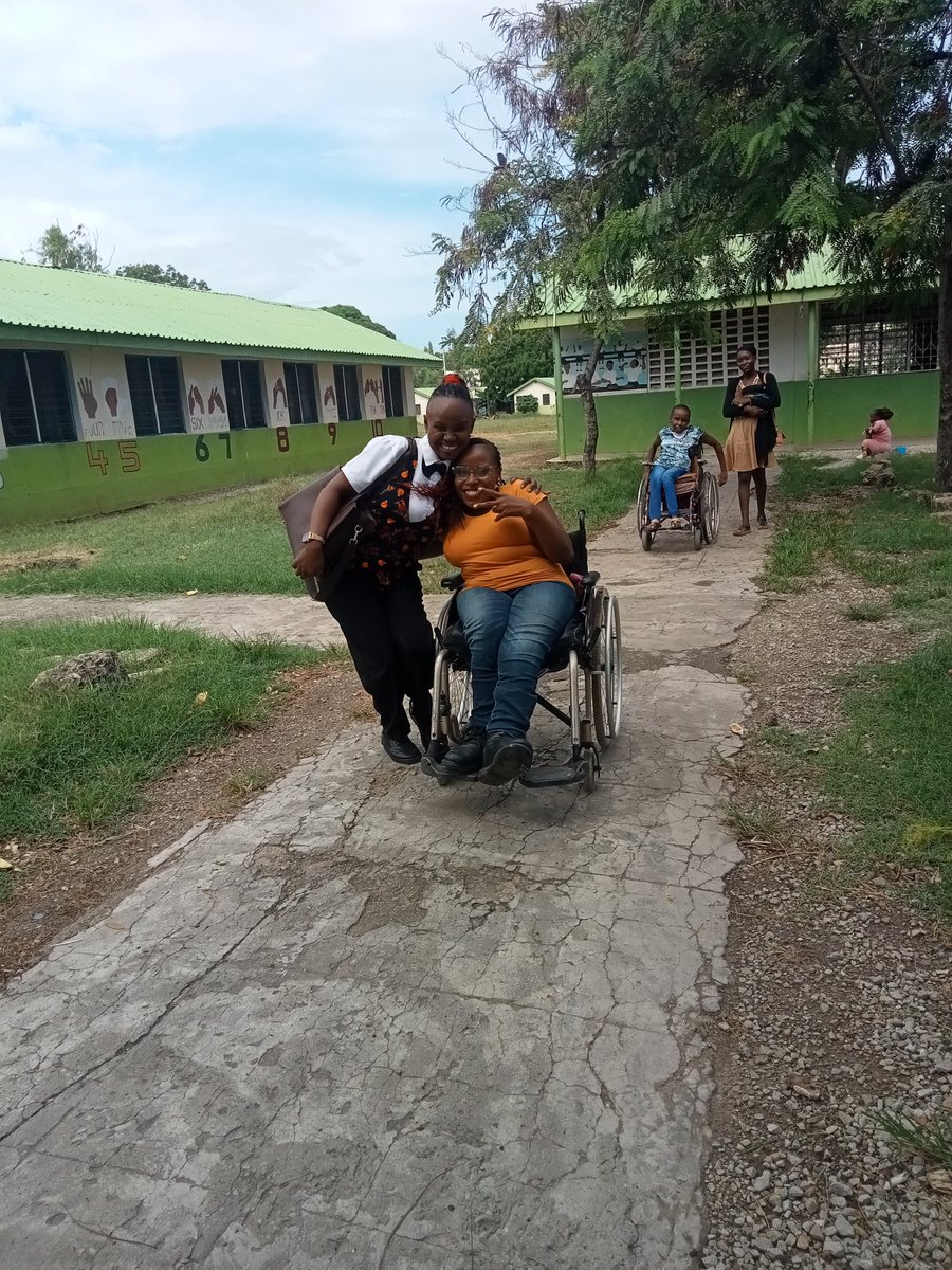 RuthaliaMichae1's tweet photo. Breaking the barriers and stereotypes, bridging the bridges sorrounding disabilities,it's very much okay to be different,always wonderful engagements room filled with resilience energy!#pwdmatters https://t.co/Z7XTRnUmYj