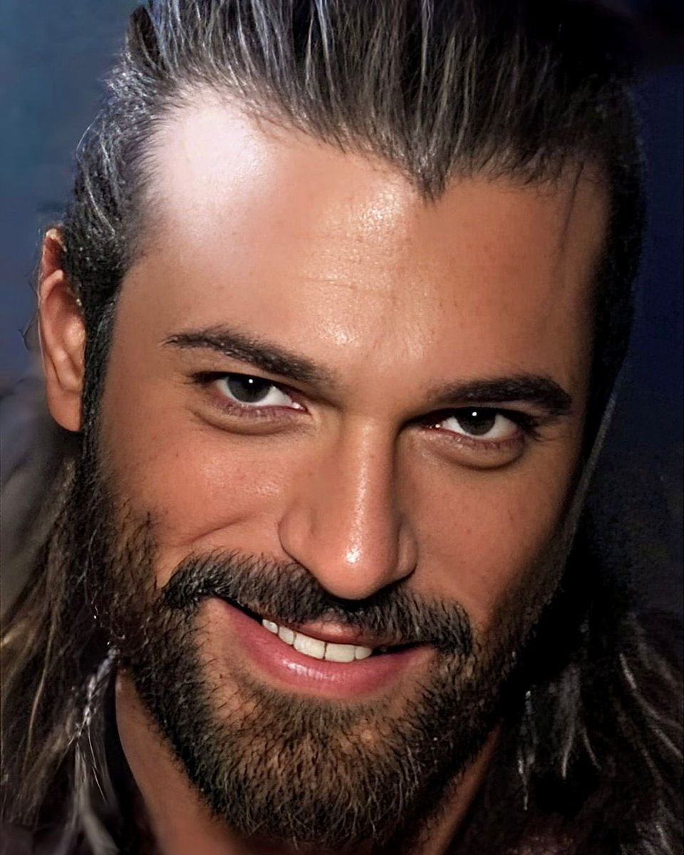 CristinaV347198's tweet photo. Buenas días FANDOM 
Que tengáis un LINDO VIERNES y un mejor FINDE ‼️
No os olvideis de ser FELICES ❤️❤️❤️
#CanYaman 
#Foreverlover 
#Sandokan https://t.co/GPD27MGn5i