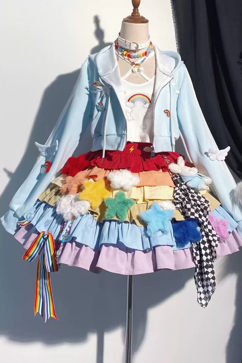 Belchic7's tweet image. 新作レインボーロリータ🌈💛🧡💚