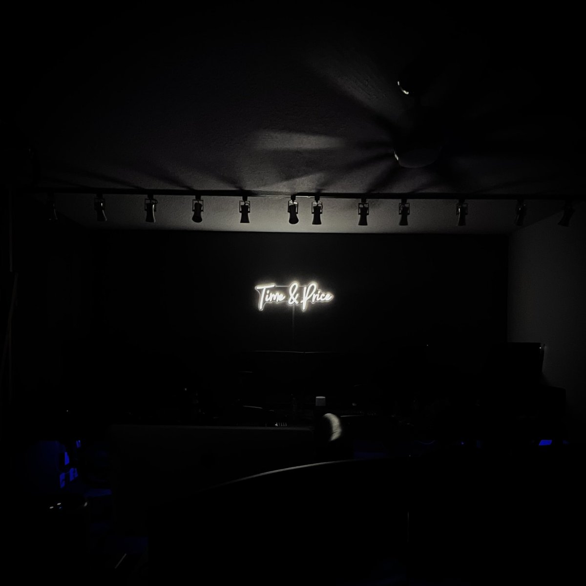 Toodegrees HQ, Act 3

The Family keeps growing. 
Beyond grateful.

Every memory, conversation, and achievement has been unforgettable.

Thank you to everyone who came through. Much love! 

It’s only the beginning 🧿

<a href="/alextlaz/">Alexander</a>
@Allen_Trades 
<a href="/atradesdaily/">Josh</a> 
<a href="/CarsonGilman/">CGO</a>