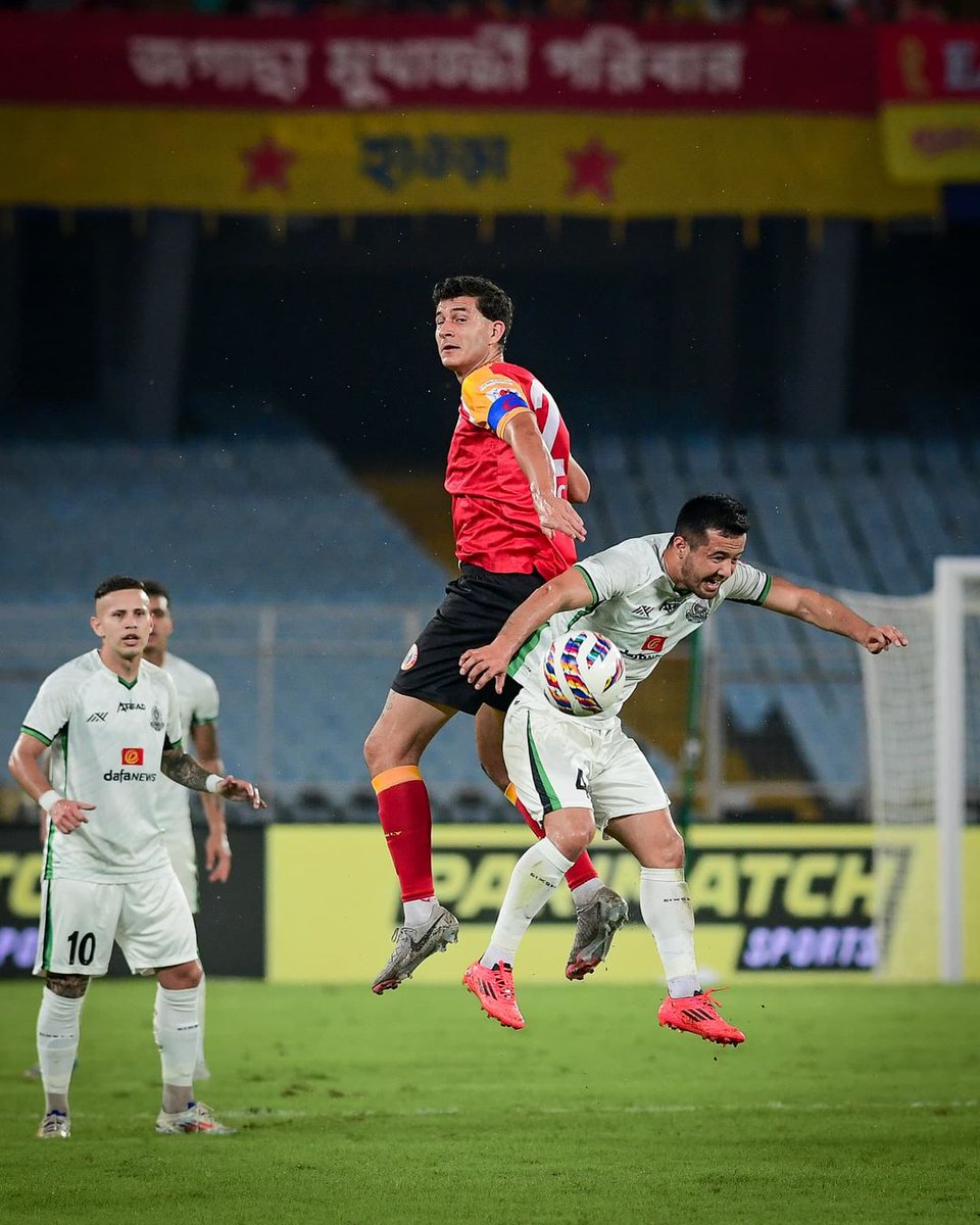 What were the differences in situation, between being under Carles Cuadrat and now under Oscar Bruzon ?

What were the problems and how is Oscar identifying and solving them one by one.

Have a look on this article by <a href="/Arnab__A/">Arnab</a> 👇

medium.com/@ebbu/east-ben…

#EBBU #JoyEastBengal