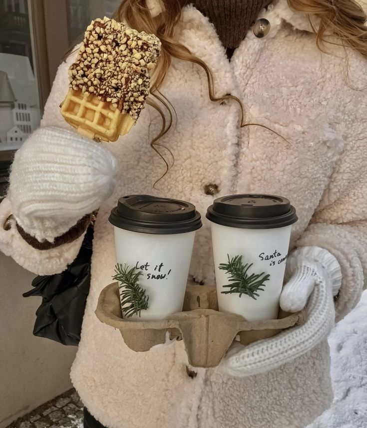 etherealdior's tweet photo. cozy season is the best season https://t.co/loDcCfK7T3