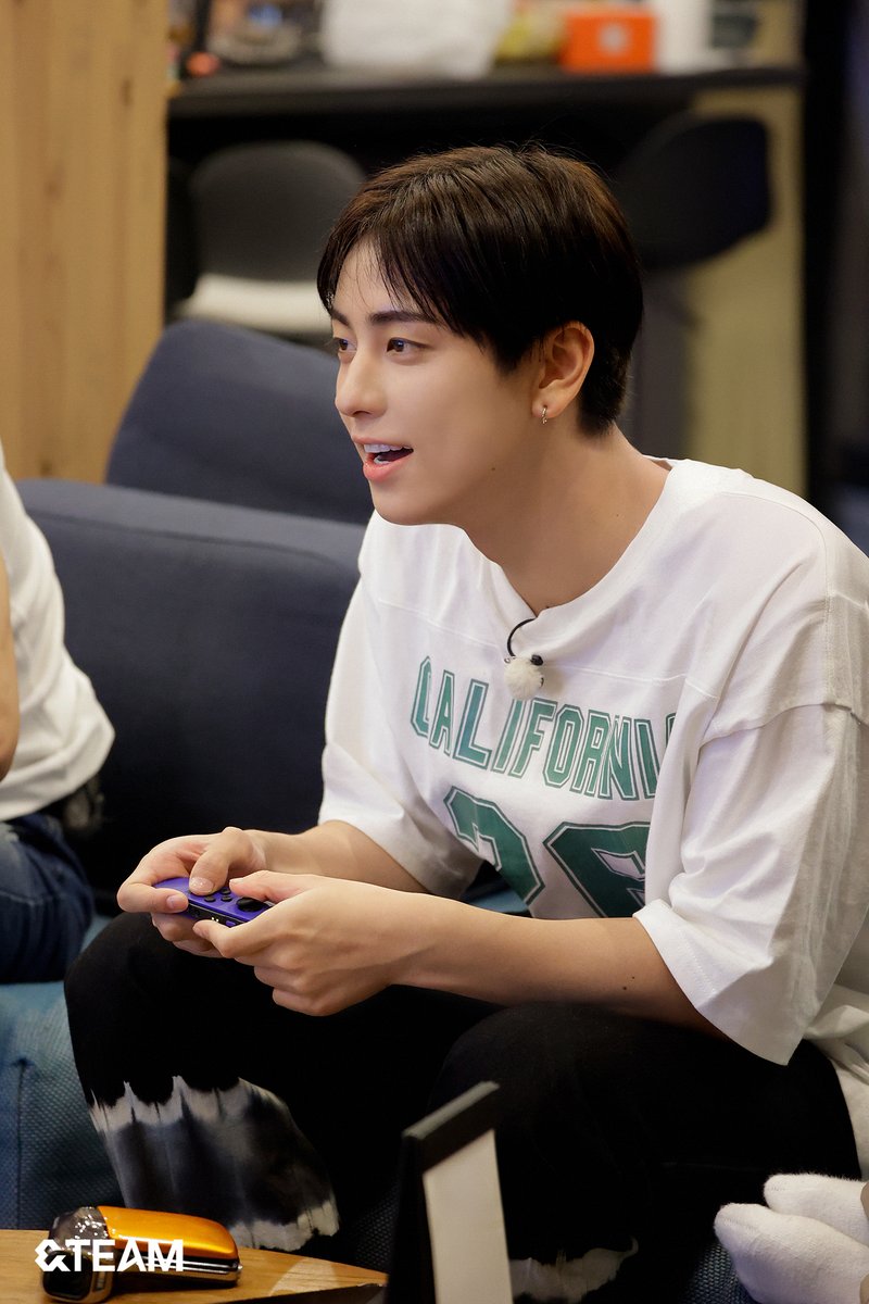 andTEAMofficial's tweet image. &amp;amp;TEAM's First Family Trip Behind Photo

#andTEAM
#GoONE!!!
#TAKI