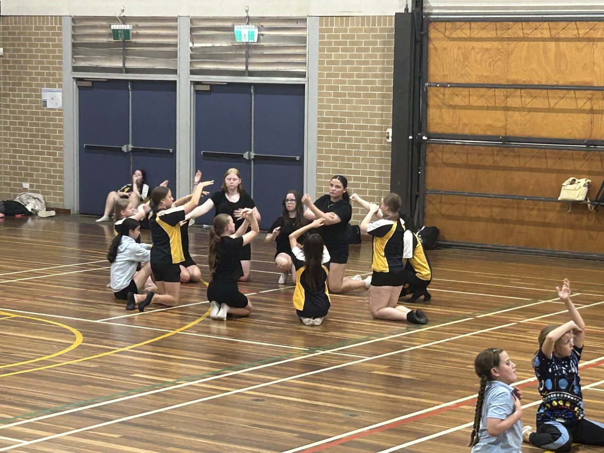 What a privilege for our students to learn from Bangarra dance artist. Working alongside other Mount Druitt Network schools, our students are so proud of their work, as are we . #lovewhereyoulearn #mountdruittmagic