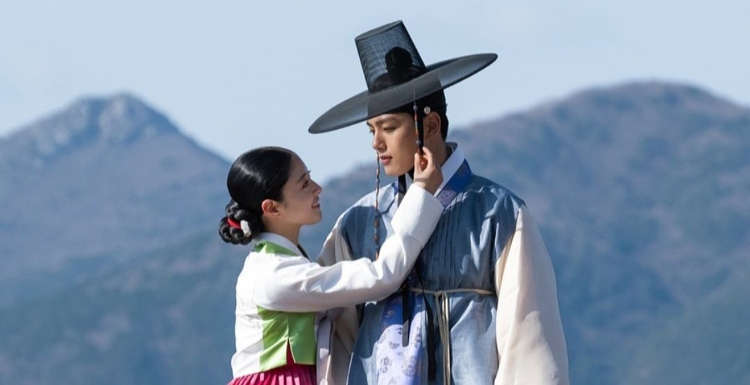 BbooingHJ's tweet photo. #여진구 사극 내놔 😤😍
사극 한번 또 해주라~제발 😭😭
#최애사극 #왕이된남자 #하선이 #소운이 #슈베르트세레나데 #이세영 https://t.co/JAjLhRk7KZ