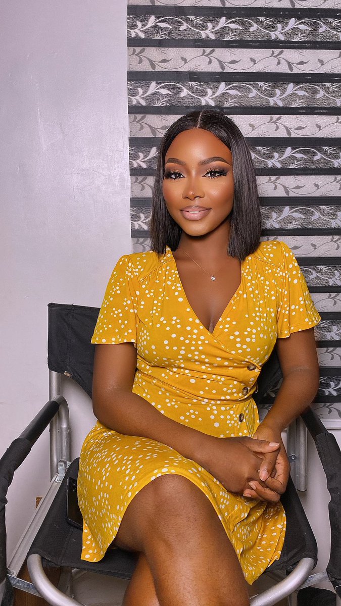 Beauty begins the moment 
you decide to be yourself 🥰✨❤️