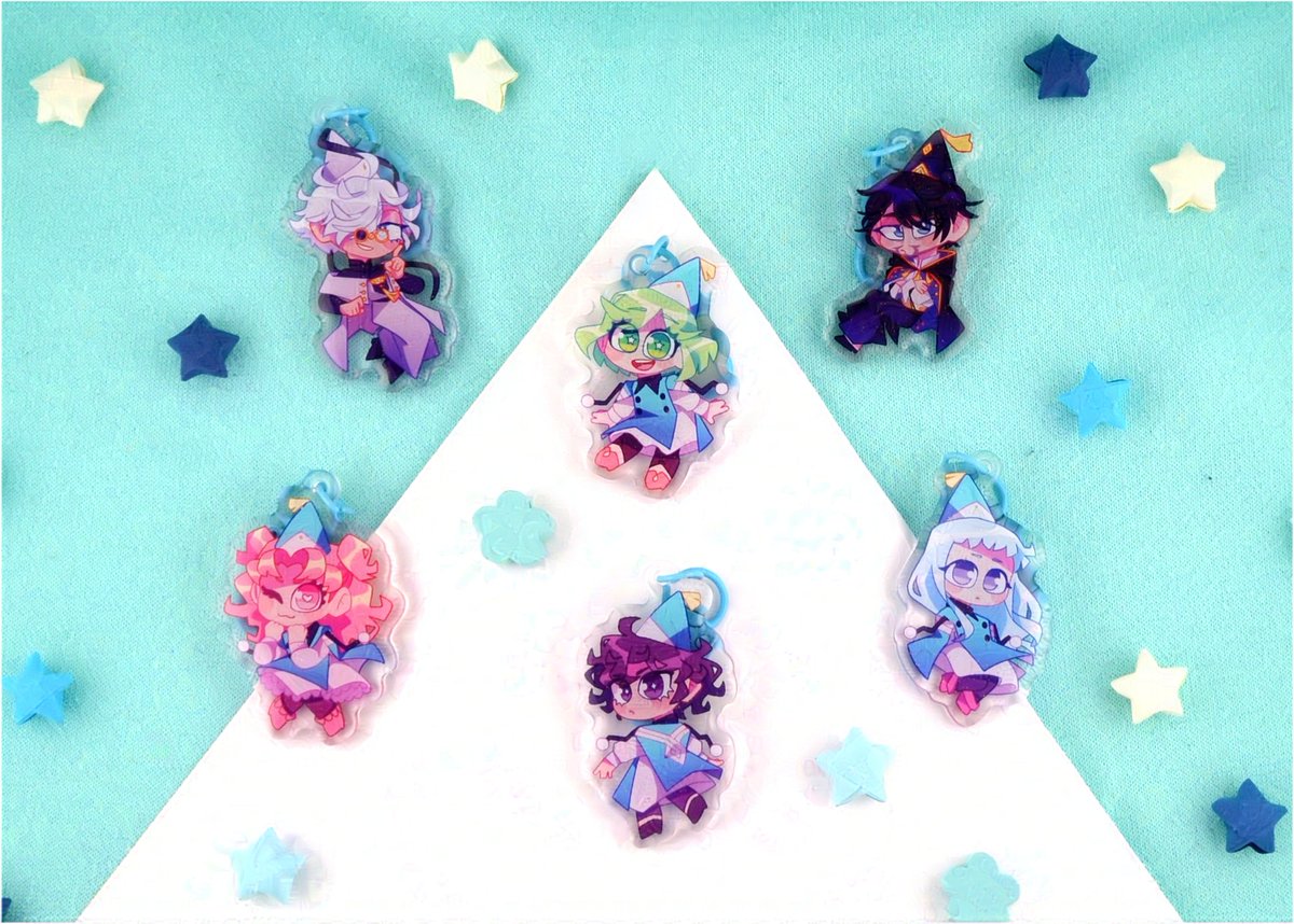 ✨✨STORE OPEN!!!✨✨

currently only leftover stock from the last con is available