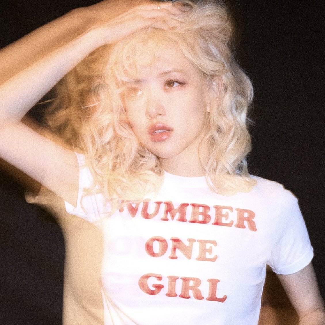 ustedes también lloraron?? no puede ser, qué canción tan linda yv real 😭🤍

NUMBER ONE GIRL
#NUMBER_ONE_GIRL #ROSÉ