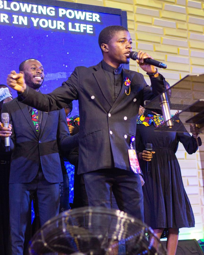 ImpactHousehq's tweet image. The power of God moving in our midst is always awesome whenever we gather to Praise and Worship God 

#AnointingService
#ExcellenceInChirst
#Wonderswithoutnumbers
#ImpactHouseChurch