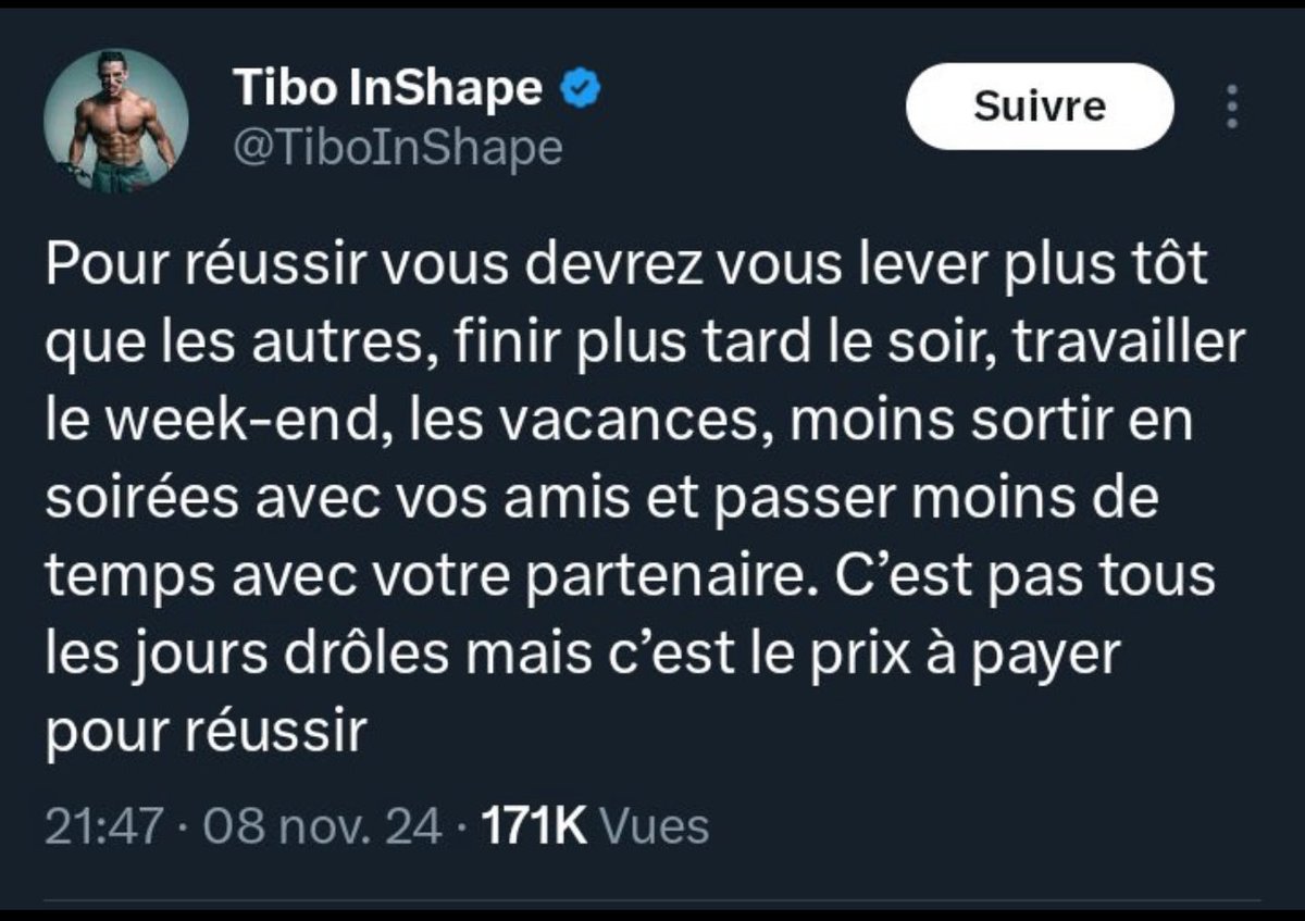 Simonebikini's tweet photo. Trouduculhorssol.jpg https://t.co/Nvm1580til