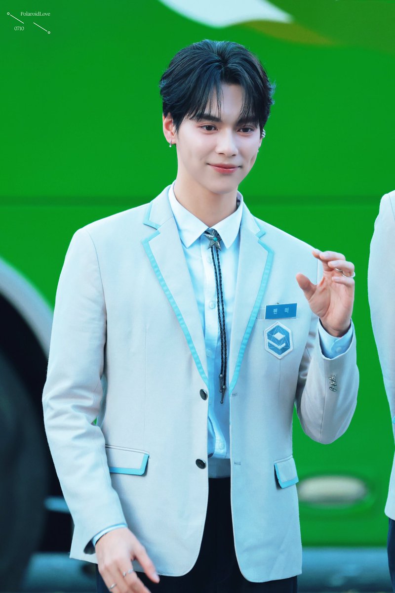 241110 
StarlightBoys mini FM

#StarlightBoys
#PentorJrp 
#펜떠 #杨斯维