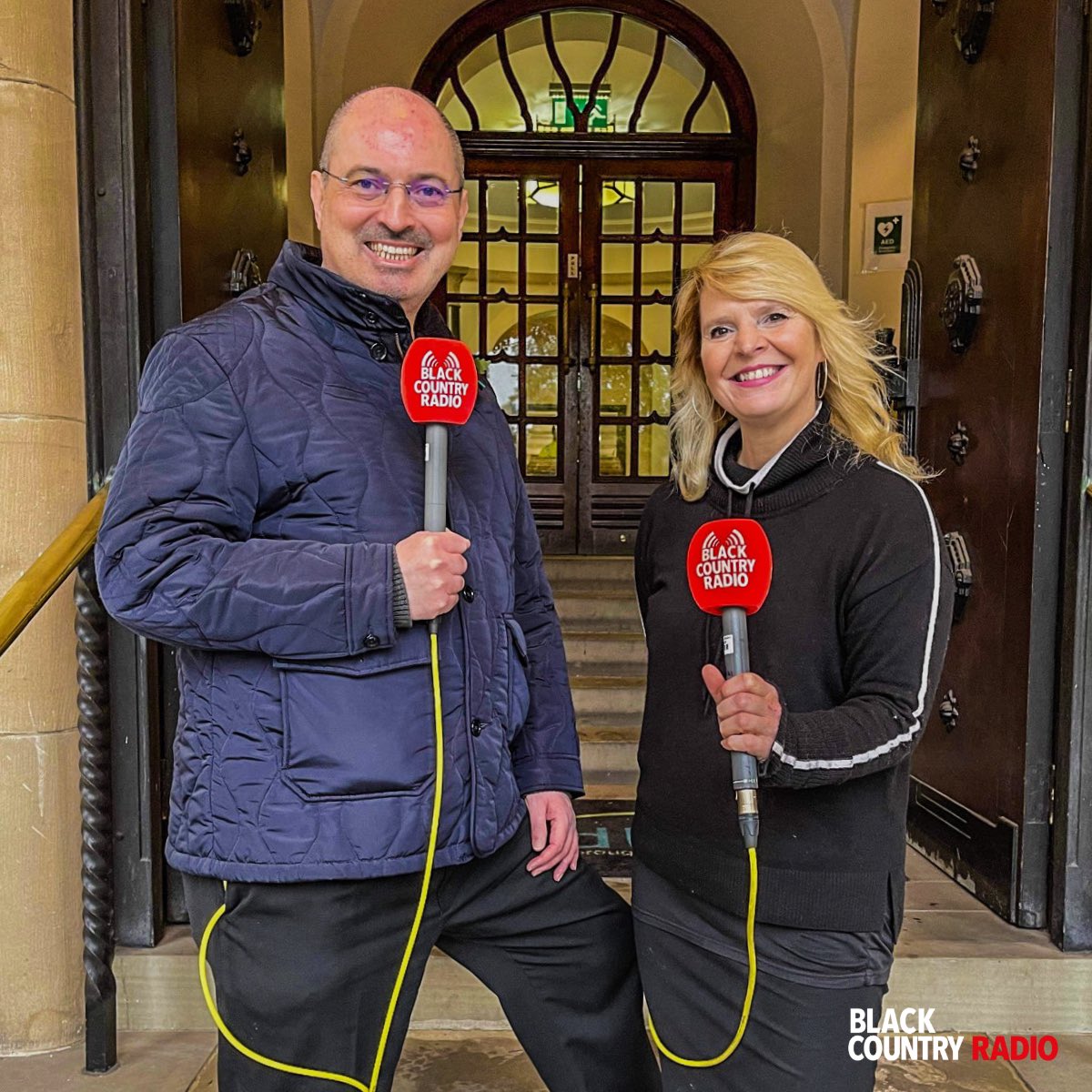 Today is #RememberanceSunday - a chance for us to pause and reflect on those servicemen and women who paid the ultimate sacrifice.

<a href="/leighmusicangel/">Leigh Perry</a> and <a href="/DJClivePayne/">Clive Payne</a> will be live from Dudley for the annual service of Remembrance from 10am.

📲 onelink.to/wearebcr