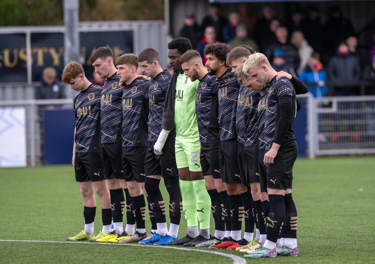 Lest We Forget 

#RemembranceSunday