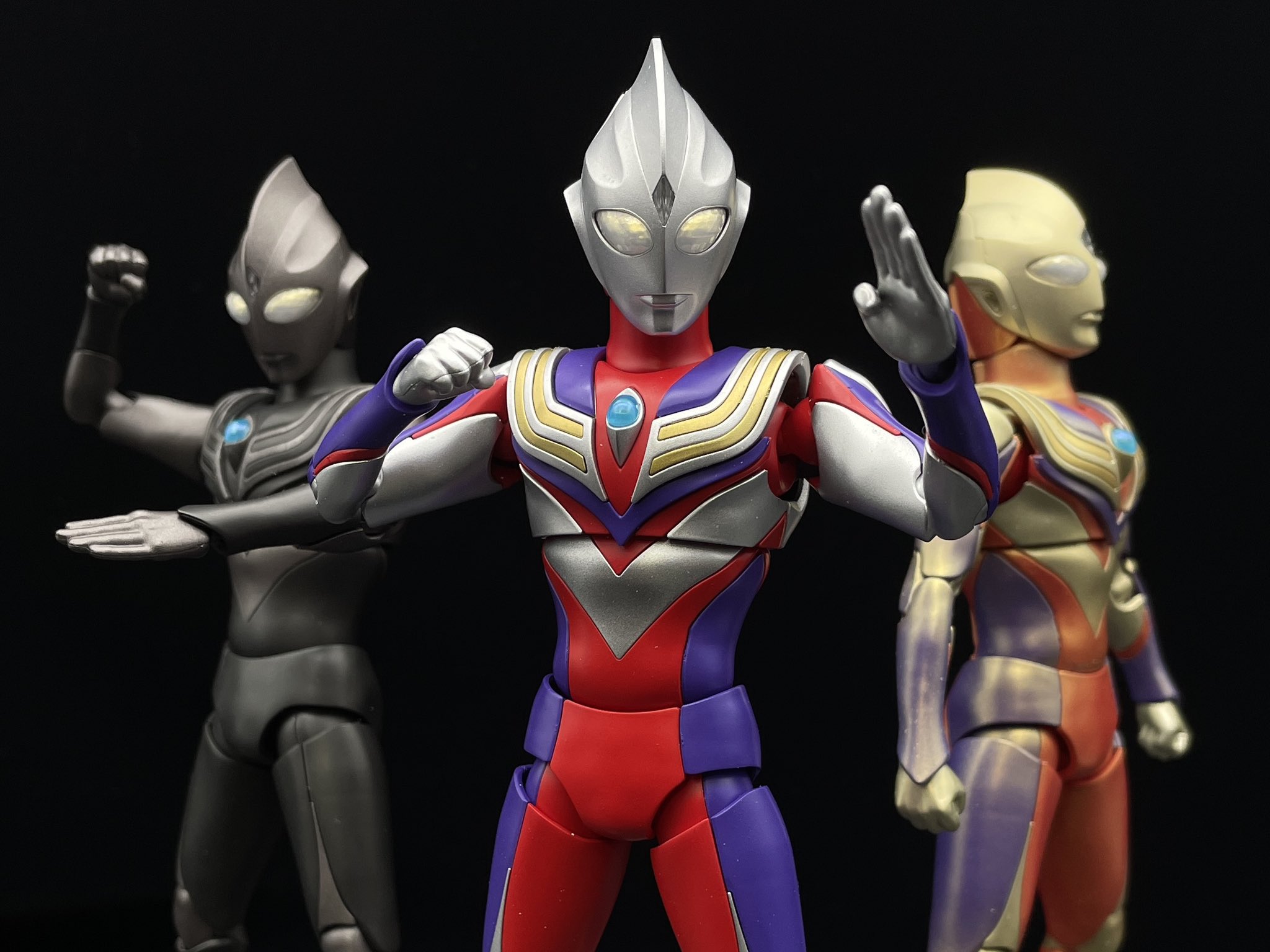 フィギュアライズ　ウルトラマンティガ　塗装ずみ にっしー/Nissy on X: 