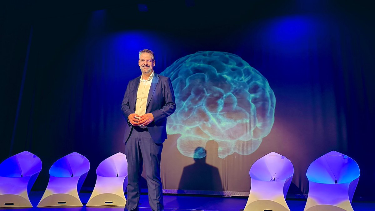 Ayer fue el 2 evento de DOMINA TU MENTE , un evento práctico donde te enseño herramientas prácticas para transformar tu vida! Ya disponible para eventos de empresas! #empresas #eventos #mente