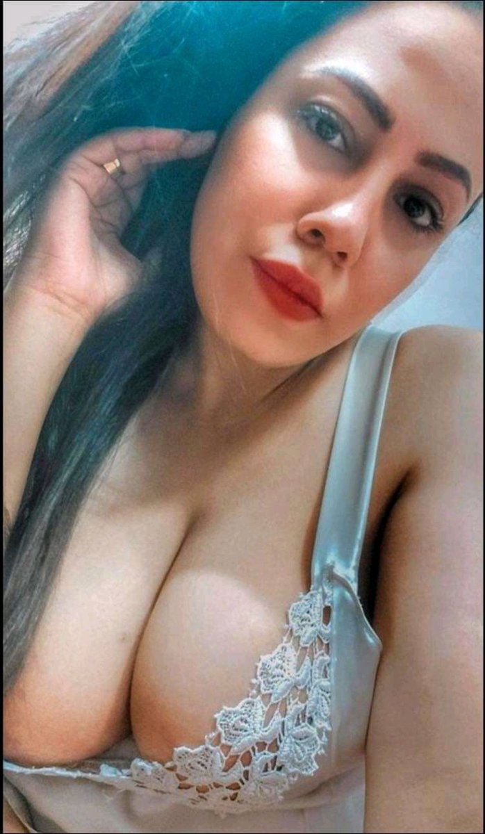 كي يبدى عندك في دار كيفها 😍
ما تطلعش راجل 🐷