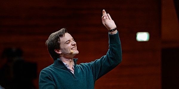 Askonas Holt (@askonasholt) on Twitter photo Tonight, Miguel SepĂşlveda debuts with <a href="/dphilmerck/">Deutsche Philharmonie Merck</a> conducting Brahms, Tchaikovsky and KĂĽĂźner.
Full details here: buff.ly/4fzKsNv Tonight, Miguel SepĂşlveda debuts with <a href="/dphilmerck/">Deutsche Philharmonie Merck</a> conducting Brahms, Tchaikovsky and KĂĽĂźner.
Full details here: buff.ly/4fzKsNv