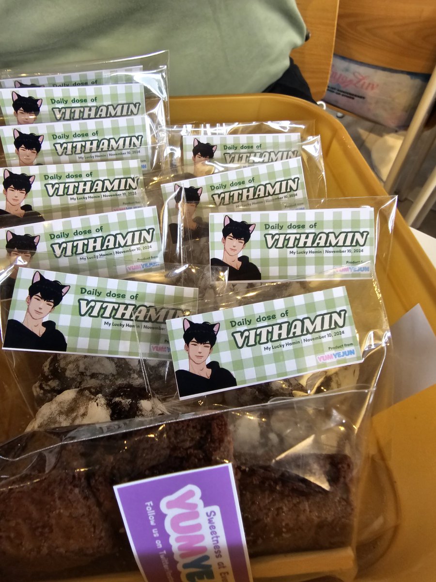 yumyejun's tweet photo. Currently here at My Lucky Hamin ☺️💚
#MyLuckyHamin https://t.co/O1LaApzqSZ