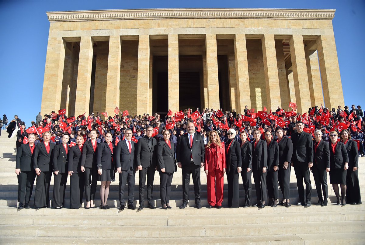 Cumhuriyetimizin kurucusu ve millî mücadelemizin önderi Gazi Mustafa Kemal Atatürk'ü, aramızdan ayrılışının 86. yıl dönümünde Yönetim Kurulu Başkan Vekilimiz Sn. Fatih ÖZTÜRK’ün başkanlığında öğrenci ve öğretmenlerimizle birlikte ebedî istiratgâhı Anıtkabir’de düzenlenen törenle