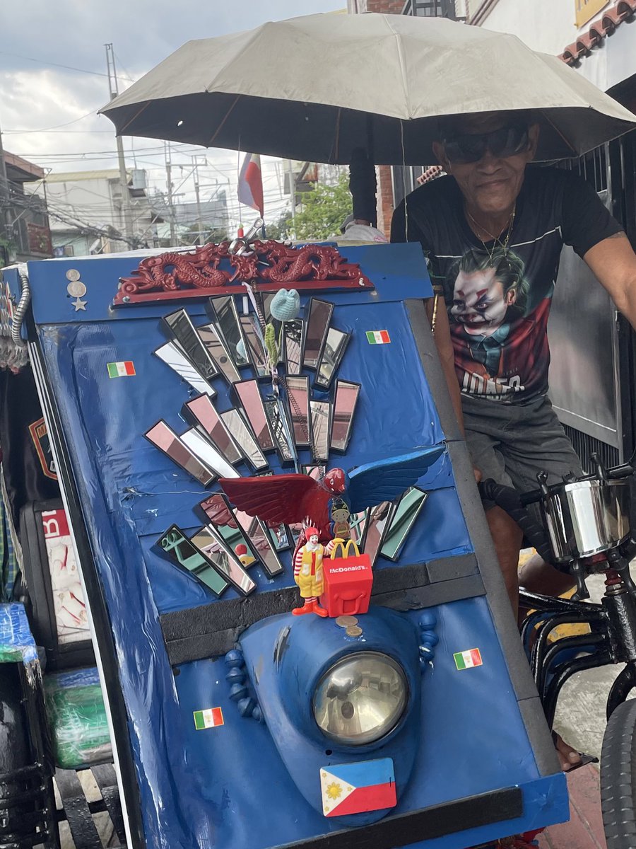 hubineer's tweet image. Kuya Mario and his anik-anik pedicab.

Remember when I said rich people wanna be as cool as the working class? Yeah this is it.

He told us that all of these are discarded objects he finds while doing his daily pedicab routes.