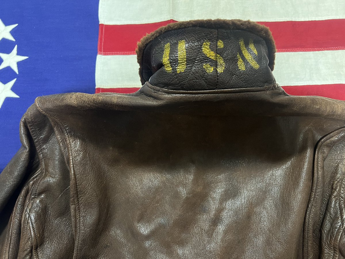 vlog_51's tweet image. 40's U.S.N.M422A
51Vlog Vol.119で紹介しました！
#vintage
#ヴィンテージ
#flightjacket
#フライトジャケット
#original
#オリジナル
#アメカジ
#denim
#デニム
#51vlog
#youtube