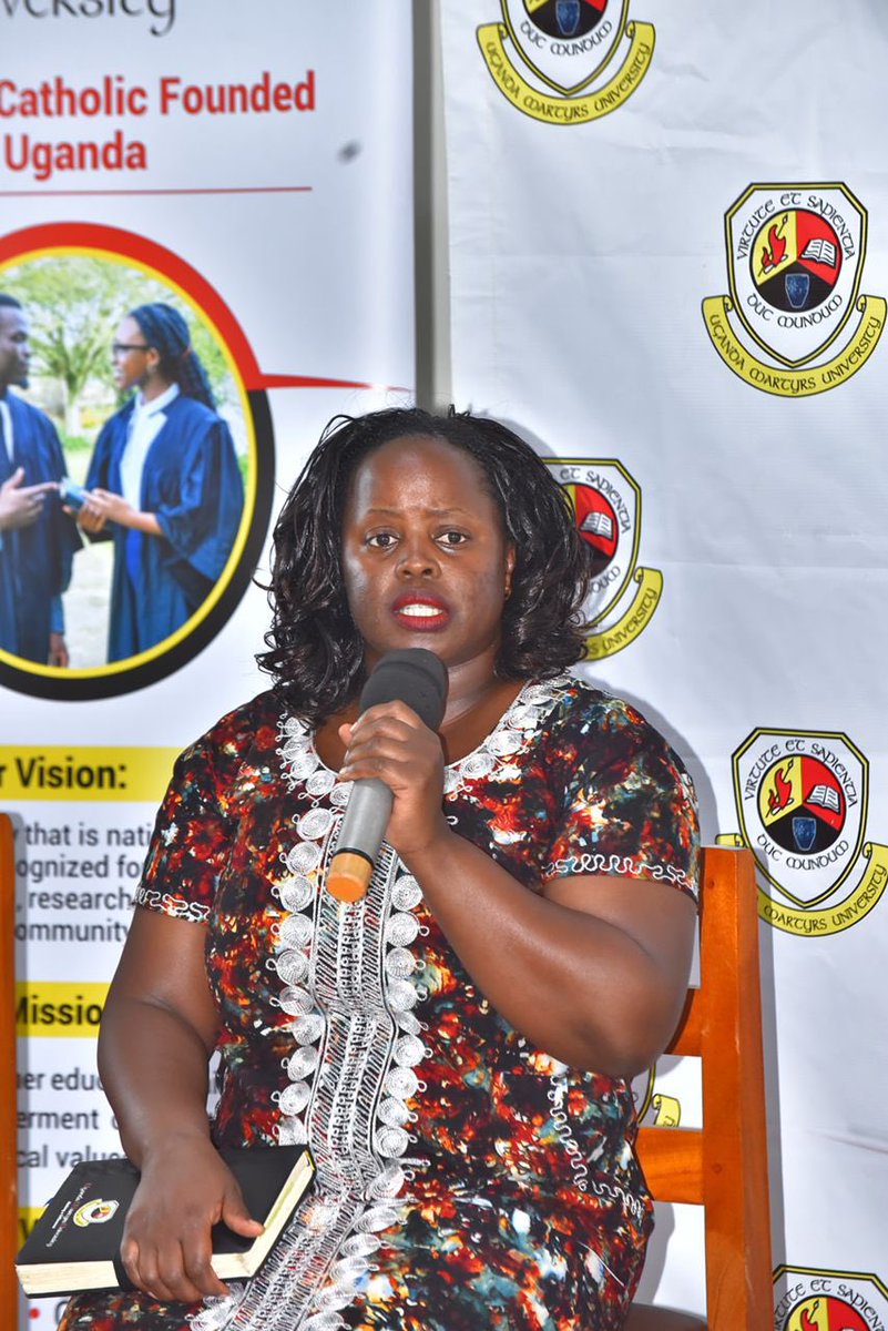 USAlumniUganda's tweet photo. It is always truly inspiring to connect with the future leaders and share impactful alumni stories that showcase the incredible power of exchange programs. 
Together, we're building bridges for a brighter future! 🌍💼 #ExchangeImpact #AlumniOutreach #YouthEmpowerment https://t.co/5NLhyYV3HH