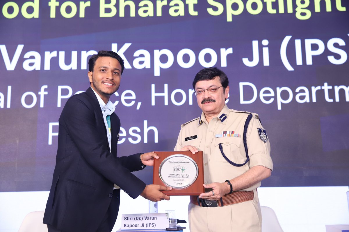 varunkapoor170's tweet photo. Gave an effective Spotlight Talk on cyber security at the world wide event, the CSR and Sustainability Summit at New Delhi. 15 minutes citizen cyber security. Much appreciated by all present!
@ Hotel Pullman New Delhi
#MyTalks
#cybersecuritytalks
#EffortContinues
#varunkapoorips https://t.co/SzrWM6ESCL