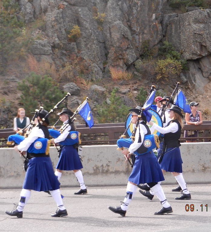 Albawestent's tweet photo. November is when CCIPD, and many bands begin changing up next year's comp music and polishing/rewriting parts. With 2/3rds of CCIPD being female, there is a turning of the tides traditional roles in what pipe bands are percieved as. No resting on laurels...🎶 https://t.co/2BhsmTWZGh