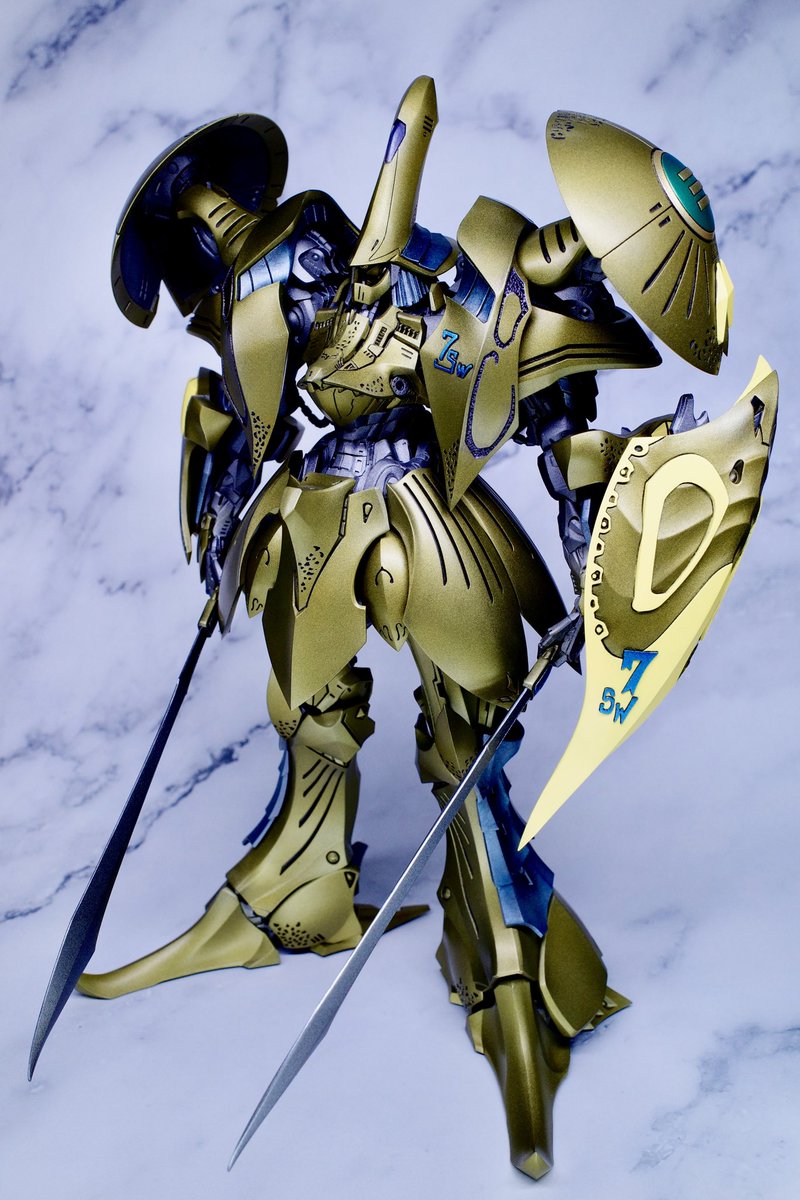 GcAISJVboAEL8RO.jpg